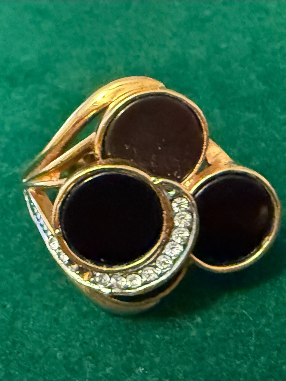 Vintage Goldtone Ring with Black Onyx Discs and Clear Accent Stones